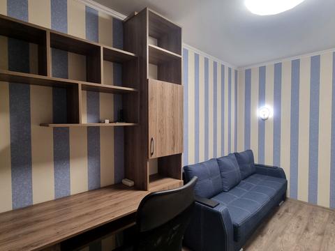 квартира за адресою Дніпровська набережна вул., 9