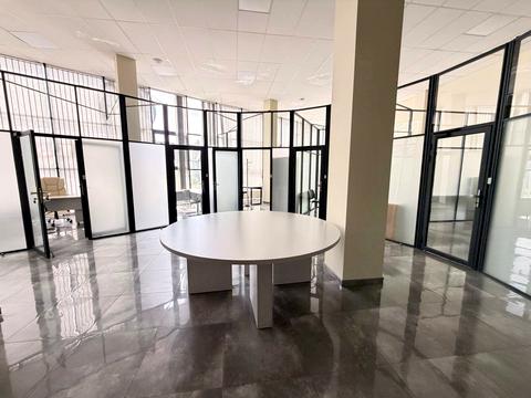 комерційна за адресою Київ, Миколи Бажана просп., 17-А