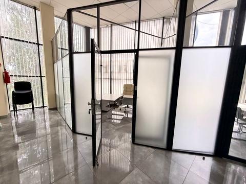 комерційна за адресою Київ, Миколи Бажана просп., 17-А