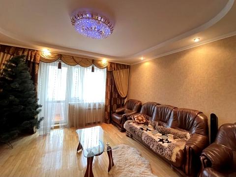 квартира по адресу Степана Бандери ул., 7/1