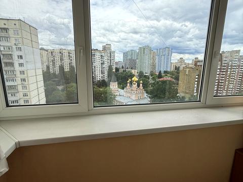 квартира за адресою Патріарха Мстислава Скрипника вул., 11