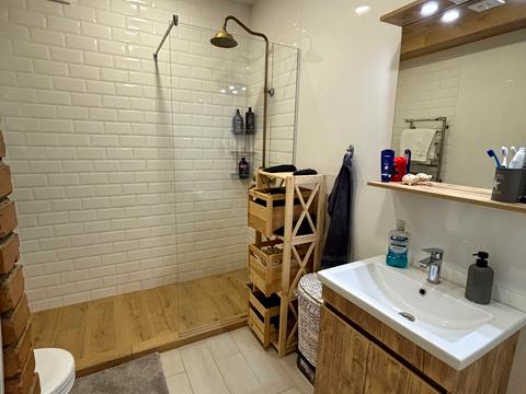квартира по адресу Радистов ул., 34-М