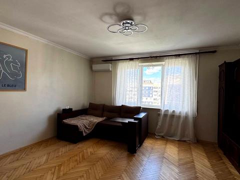 квартира за адресою Гната Хоткевича вул., 14