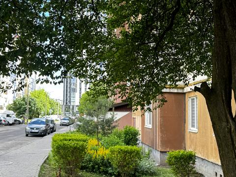 квартира за адресою Гната Хоткевича вул., 14