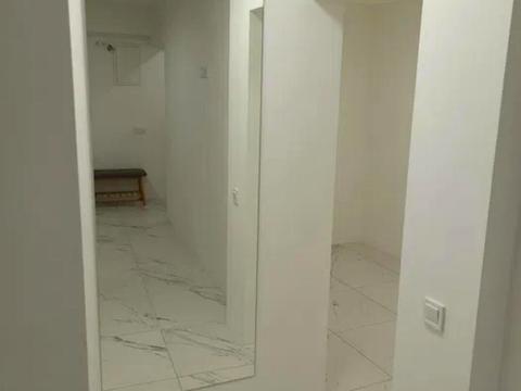квартира за адресою Космічна вул., 3