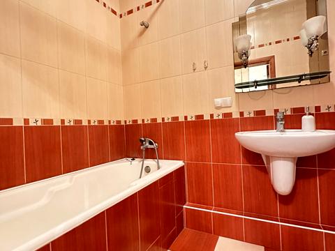 квартира за адресою Дмитрівська вул., 69
