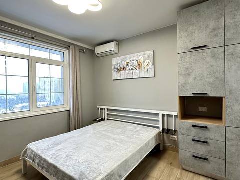 квартира за адресою Михайла Максимовича вул. (Онуфрія Трутенка), 28-Б