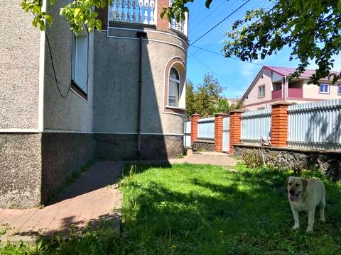 дом по адресу Грушевського ул., 1