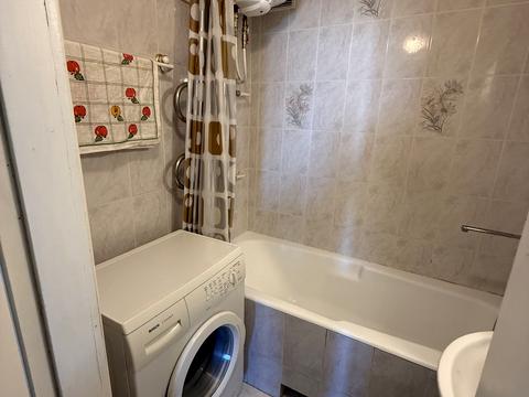 квартира за адресою Раїси Окіпної вул., 3-А