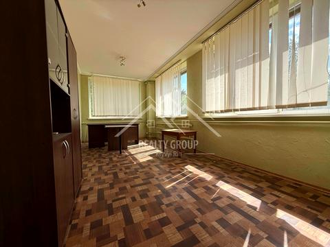 комерційна за адресою Телевізійна вул., 7