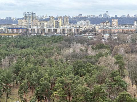 коммерческая по адресу Дарницкий бульв., 8-В