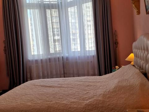 квартира за адресою Київ, Миколи Лаврухіна вул., 12