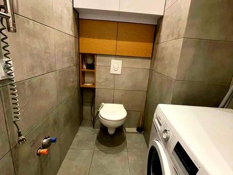 квартира по адресу Салютная ул., (Будинок 02301-02303)