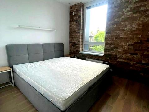 квартира по адресу Салютная ул., (Будинок 02301-02303)