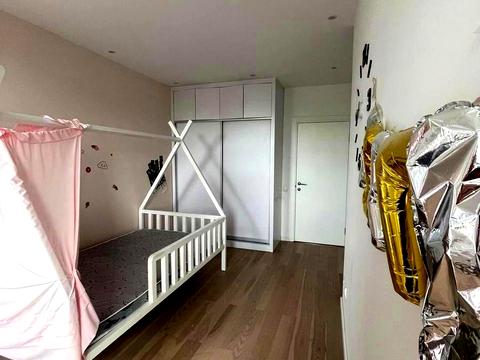 квартира по адресу Салютная ул., (Будинок 02301-02303)