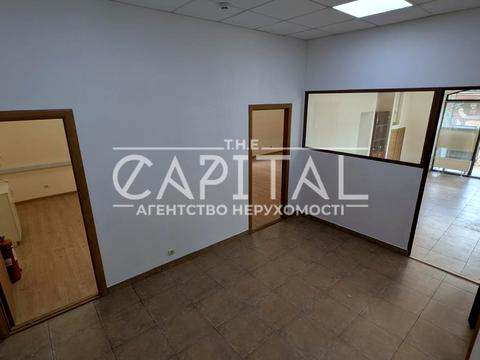 коммерческая по адресу Софиевская пл., 18