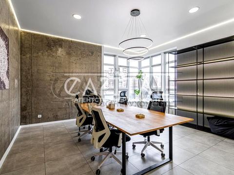 коммерческая по адресу Кловский спуск, 7a