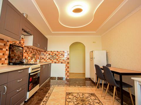 квартира за адресою смт. Велика Березовиця, Лесі Українки вул., 8