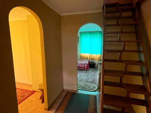 будинок за адресою Центральна вул.