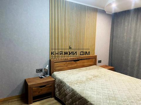 квартира за адресою Набережно-Хрещатицька вул., 11