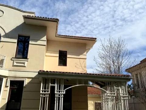 будинок за адресою Дмитріївська вул. (Дмитрія Донського)