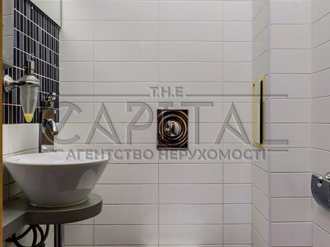 комерційна за адресою Велика Житомирська вул., 25/2