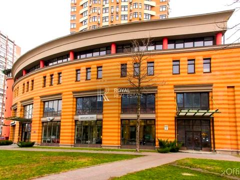 коммерческая по адресу Лесі Українки пл., 23