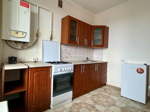 квартира за адресою Зоряна вул., 20