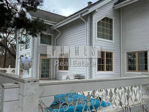 будинок за адресою берегова