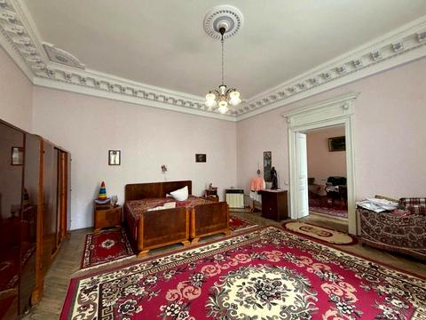 квартира за адресою Гетьмана Петра Дорошенка вул. (Жовтнева), 29