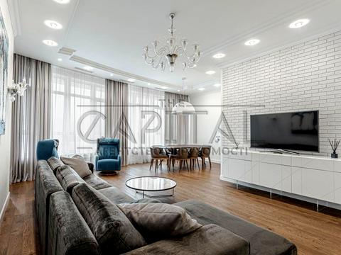 квартира по адресу Кловский спуск, 7a