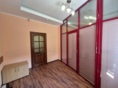 комерційна за адресою Микільсько-Слобідська вул., 2-Б