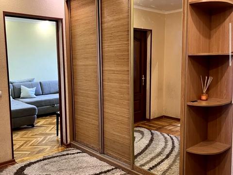 квартира за адресою Композитора Лятошинського вул., 8