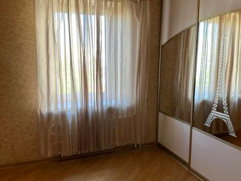 квартира за адресою Олега Адамовського вул. (Камська), 1