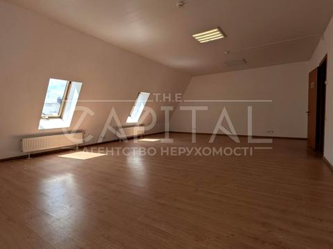 коммерческая по адресу Софиевская пл., 18