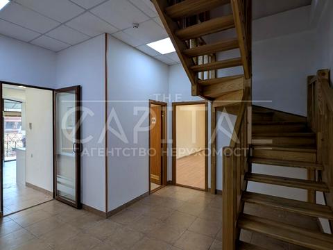 коммерческая по адресу Софиевская пл., 18