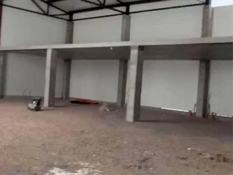 коммерческая по адресу Центральна ул., 12