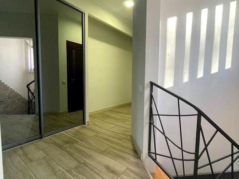 квартира за адресою Винна Гора вул., 18