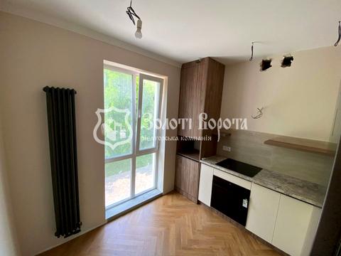квартира за адресою Профспілкова вул., 5-А