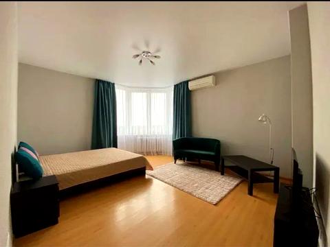 квартира по адресу Осенняя ул., 33