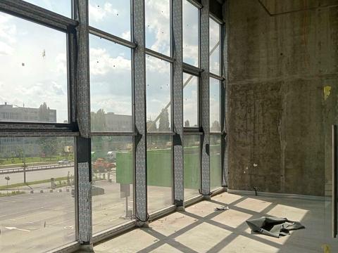 комерційна за адресою Миколи Бажана просп., 17