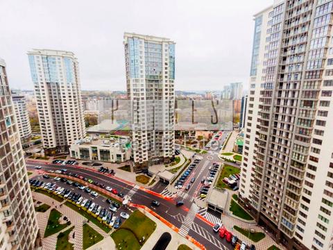 комерційна за адресою Андрія Верхогляда вул. (Михайла Драгомирова), 22