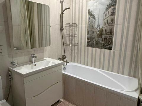 квартира за адресою Юнацька вул., 17