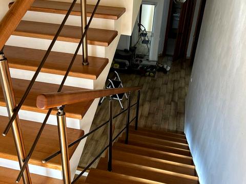 будинок за адресою Бірюзова, 27