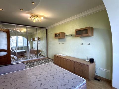 квартира за адресою Братиславська вул., 40