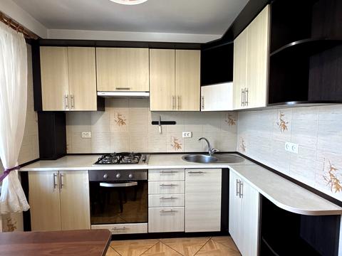 квартира за адресою Братиславська вул., 40
