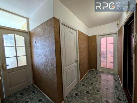 квартира за адресою Дніпровська набережна вул., 5-А