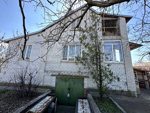 будинок за адресою Центральна вул.