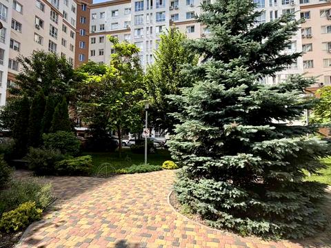 квартира за адресою с. Софіївська Борщагівка, Героїв Небесної Сотні просп., 38