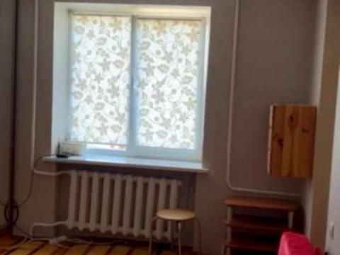 квартира за адресою Листопадна вул., 16